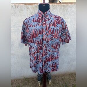 PreOwned Reyn Spooner Classic Red/Blue Hawaiian Print Full Button Men's Medium